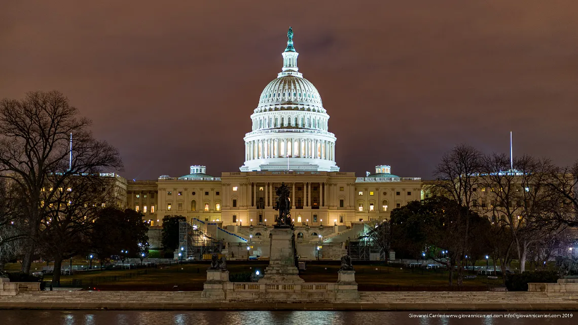 Capitol Hill by night - Washington DC
